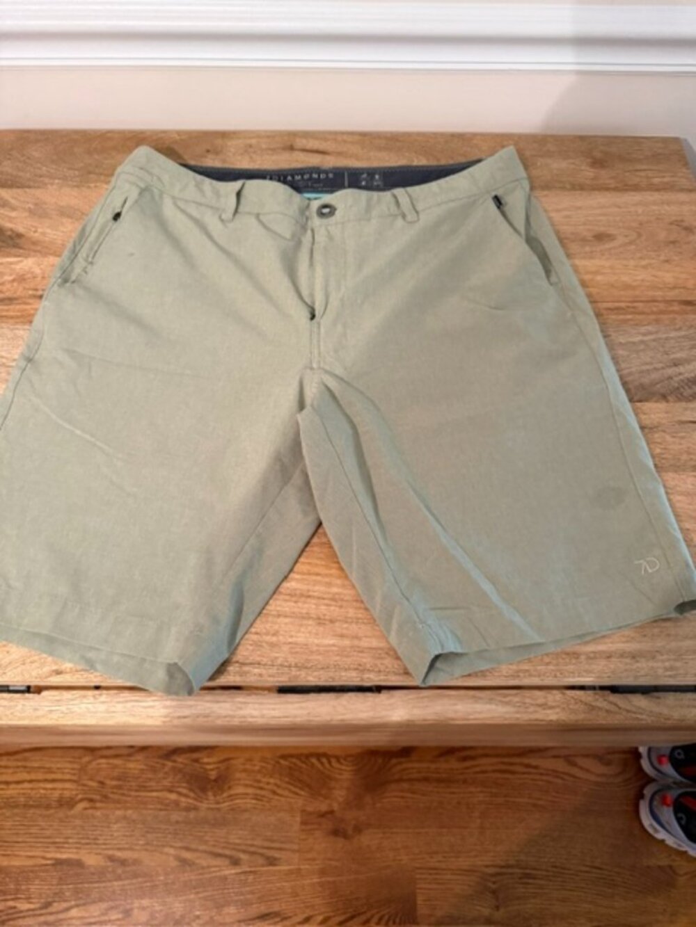 7 Diamonds mens's hybrid shorts